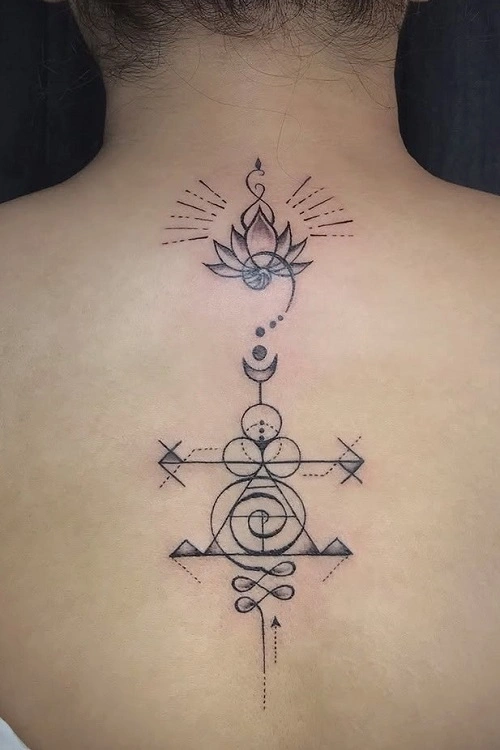 Geometric Tattoo Back Woman