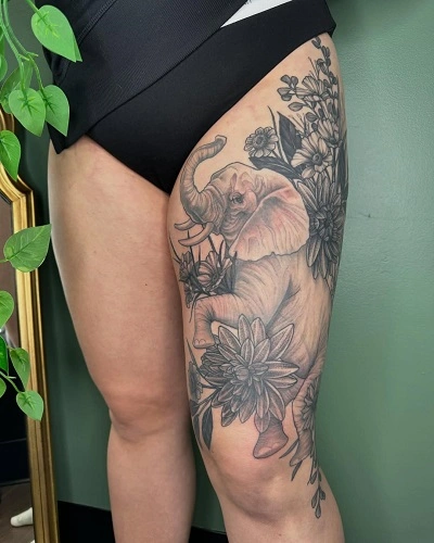 Full Thigh Tattoos for Women
