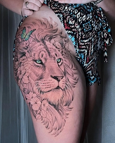 Women's Lion Thigh Tattoo