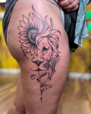 Women's Lion Thigh Tattoo