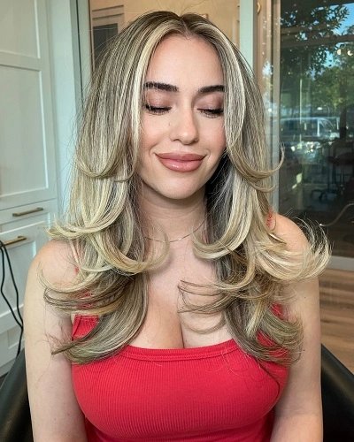 Layered Blowout Haircuts for Women