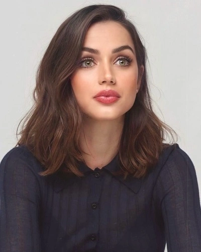 Angled Lob with Side Part