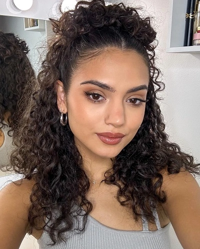 Half Up, Half Down Curly Style