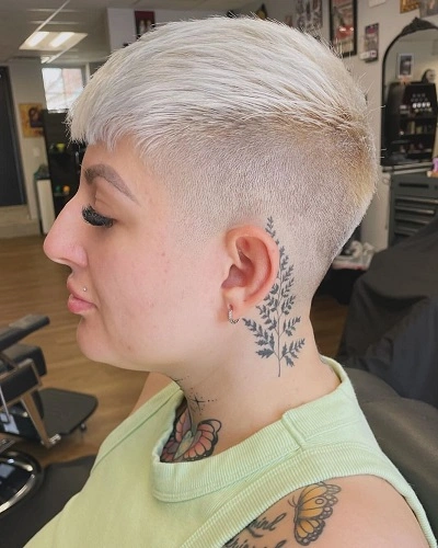 Textured Crop with Tapered Nape