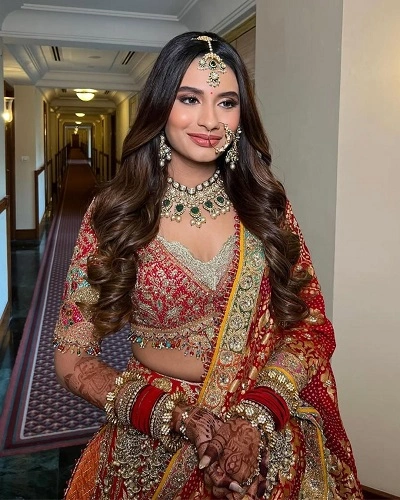 Open Straight Hair with Dupatta Drape