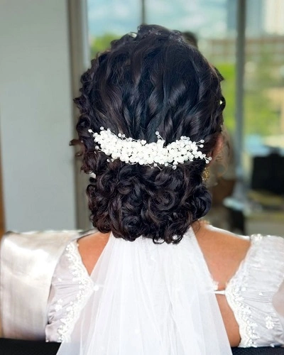 Puffy Bun with Veil