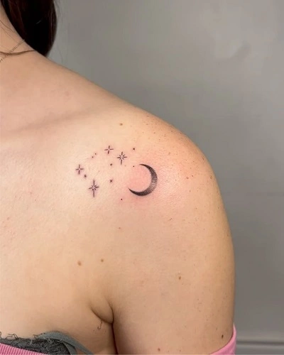 Stars Shoulder Tattoos for Women