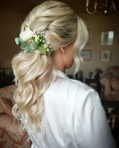 Low Ponytail with Accessories