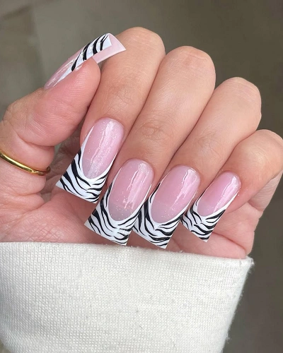 Zebra Stripe Nail Art