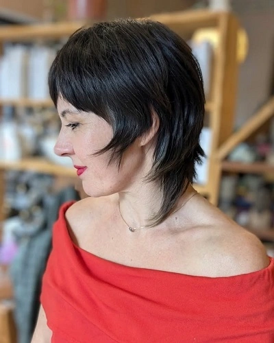 Blunt Fringe Bowl Cut for Women
