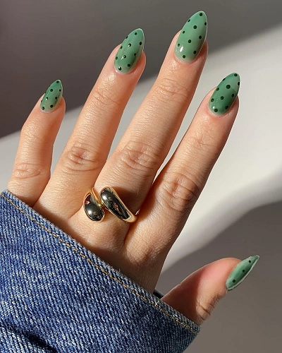 Green Polka Dot Nail Art
