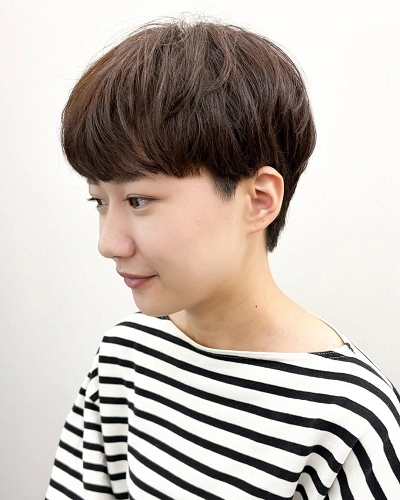Layered Volume Bowl Cut for Women