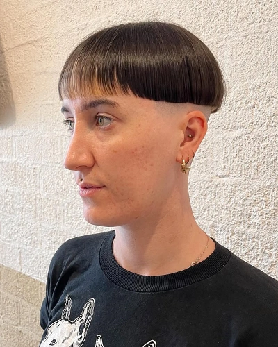 Wet Look Bowl Cut for Women